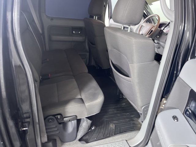 2005 Ford F-150 XLT photo 16