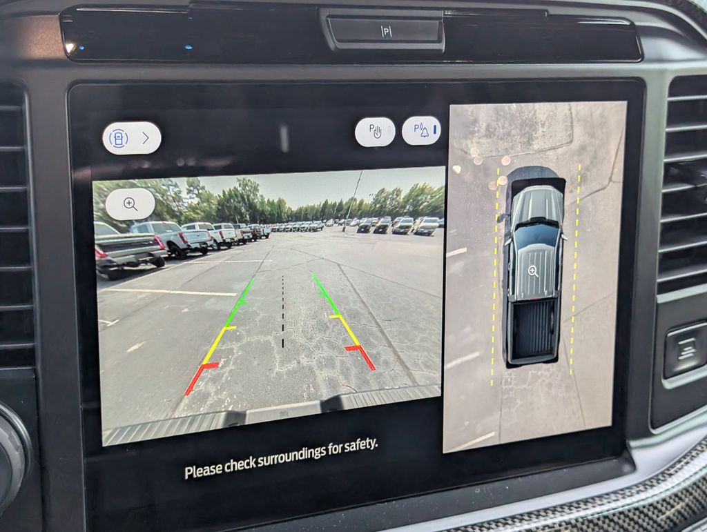 2025 Ford F-150 Lariat photo 20