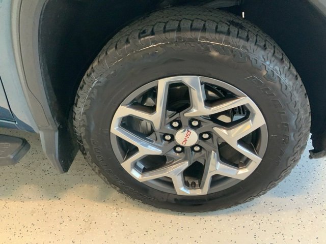 2024 Gmc Sierra 1500 SLT photo 9