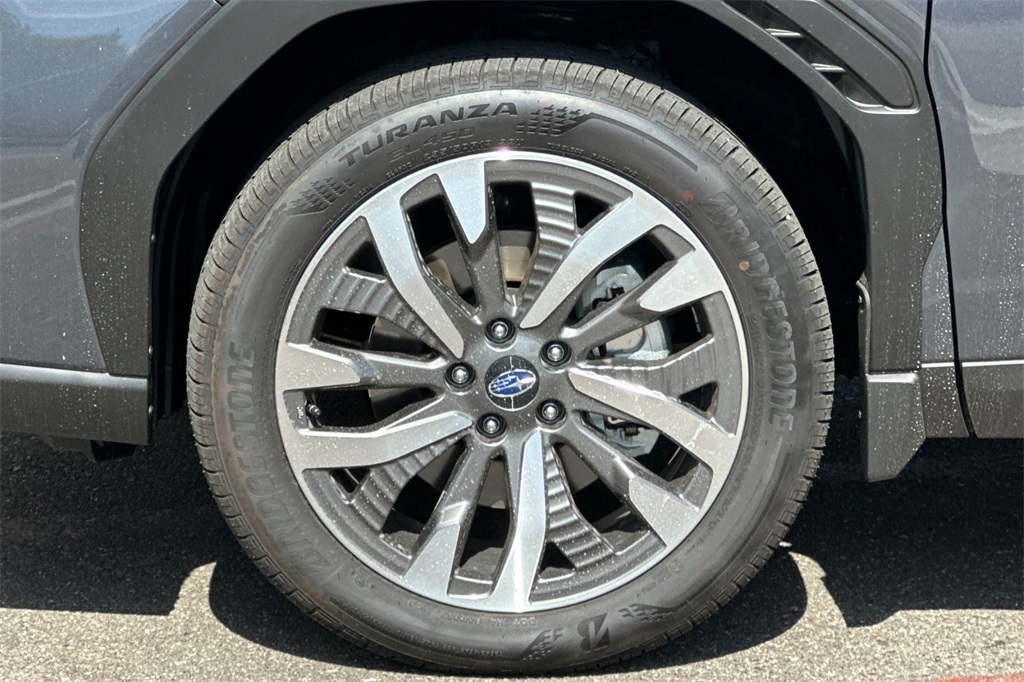 2025 Subaru Forester Touring photo 35