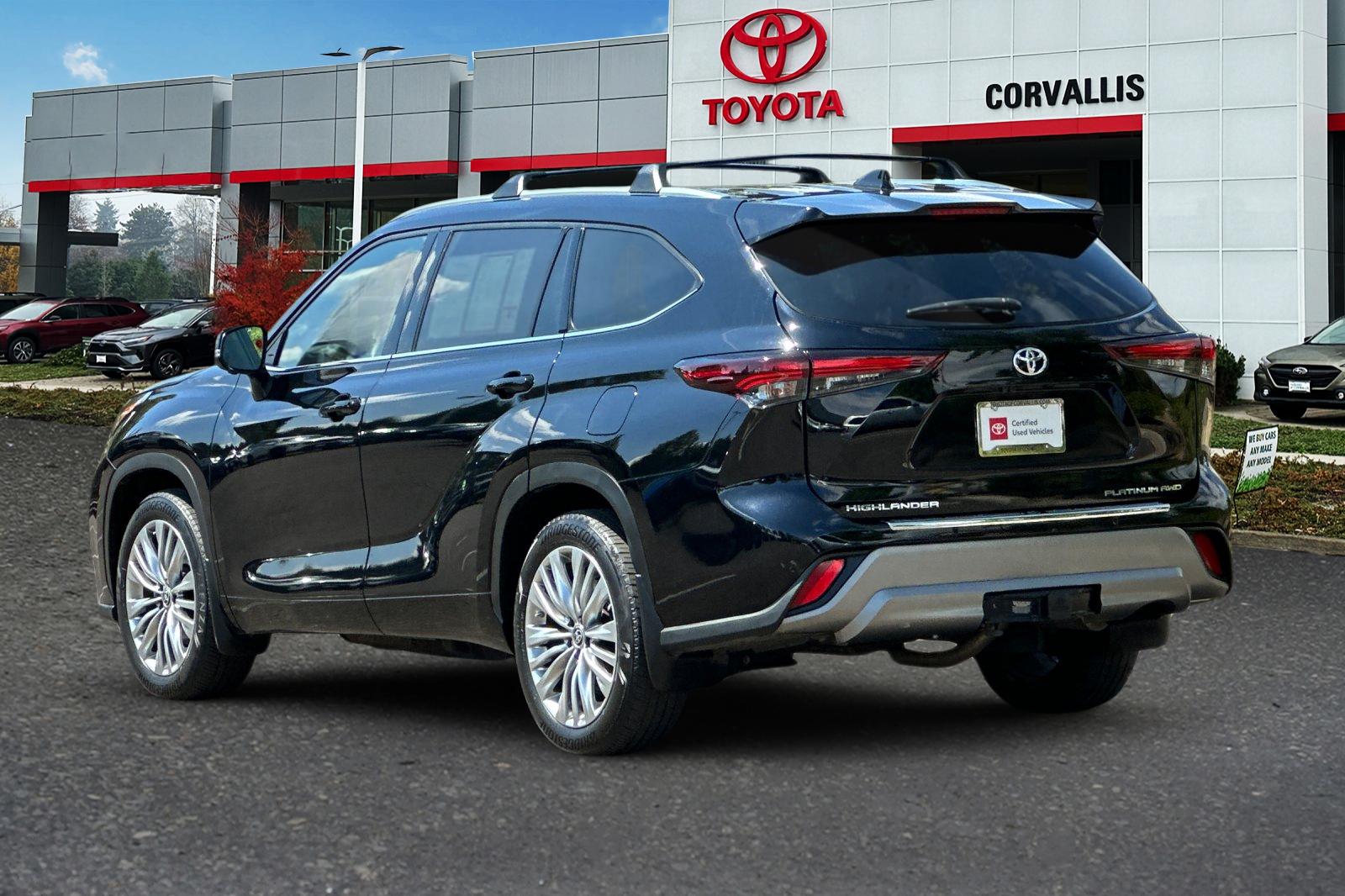 2024 Toyota Highlander Platinum photo 4