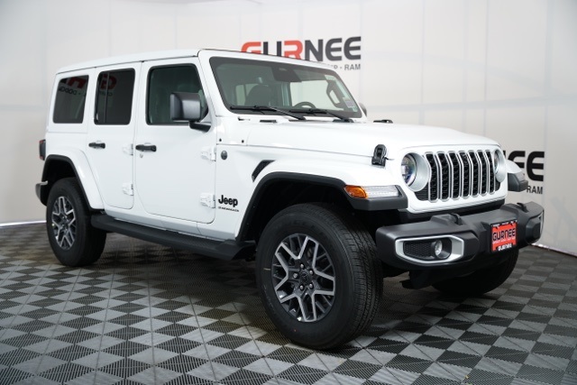 2026 Jeep Wrangler Sahara photo 2