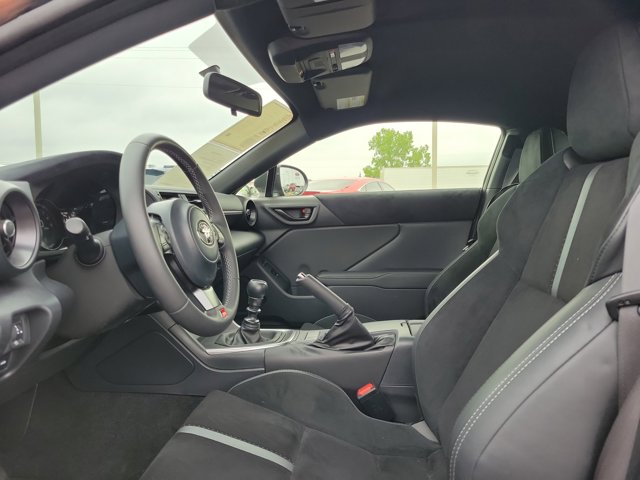 2023 Toyota GR86 Premium photo 8