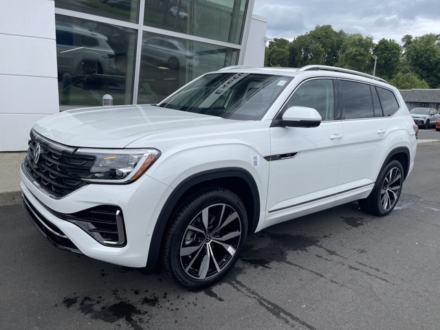 2025 Volkswagen Atlas SEL Premium R-Line photo 3