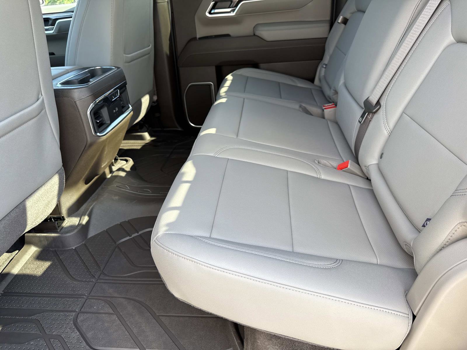 2026 Chevrolet Silverado 1500 LTZ photo 10