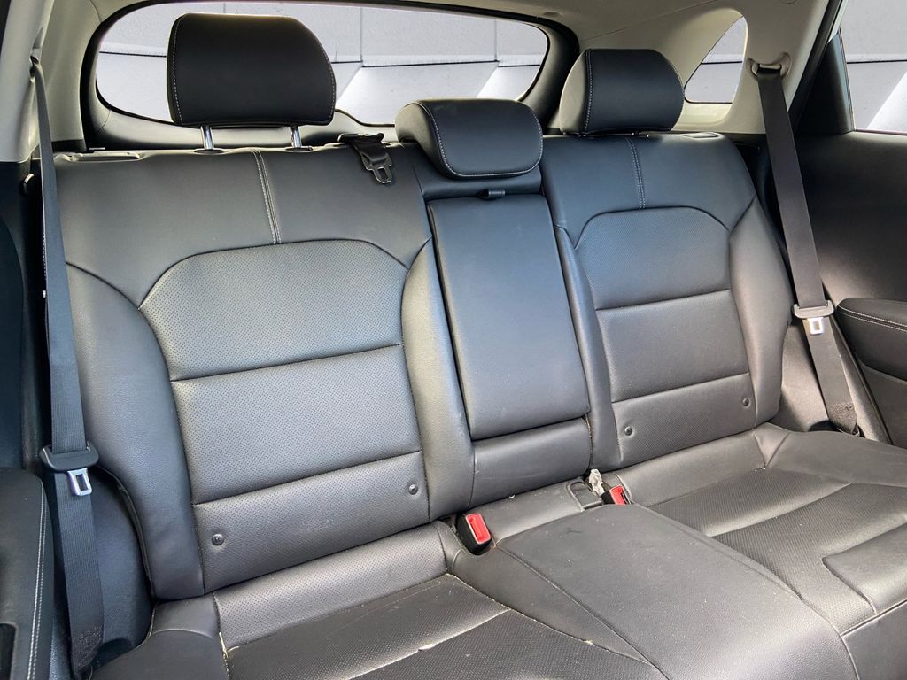 2022 Kia Niro Plug-In Hybrid EX Premium photo 14