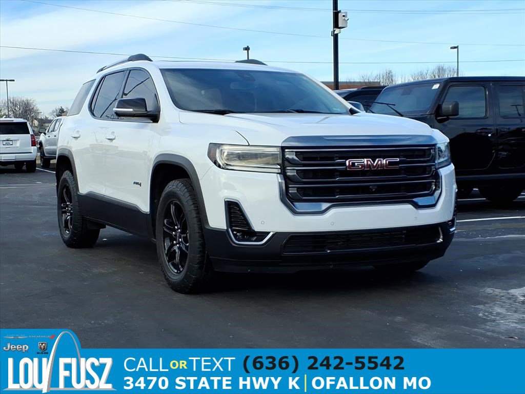 2022 GMC Acadia AT4's photo
