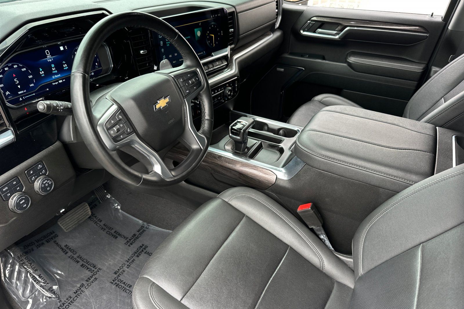 2023 Chevrolet Silverado 1500 LTZ photo 8