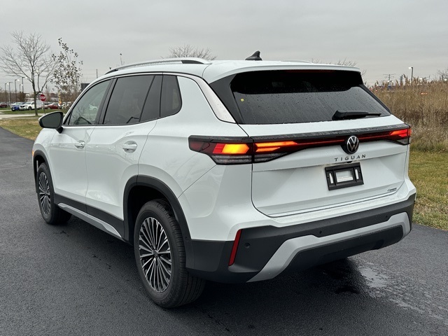 2026 Volkswagen Tiguan S photo 4