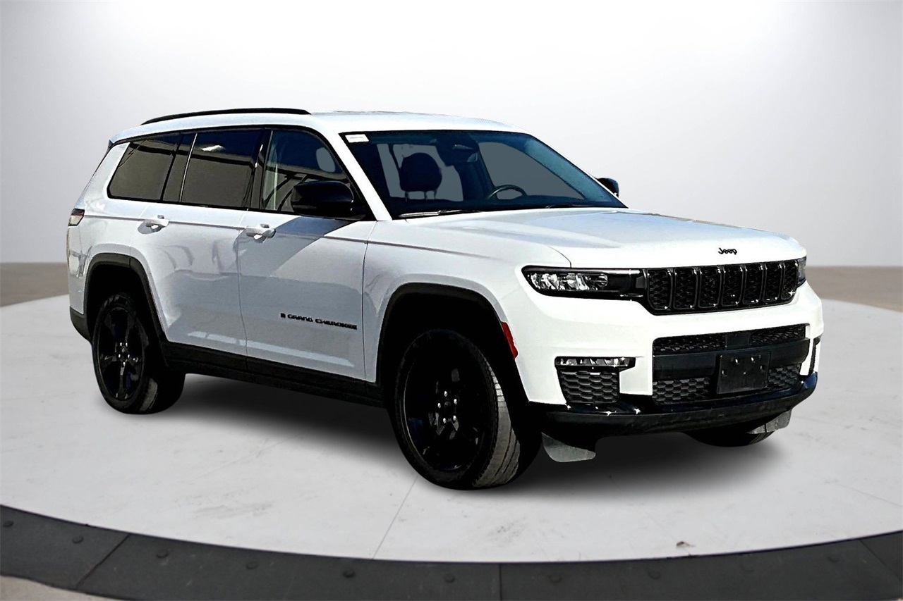 2023 Jeep Grand Cherokee L Limited's photo