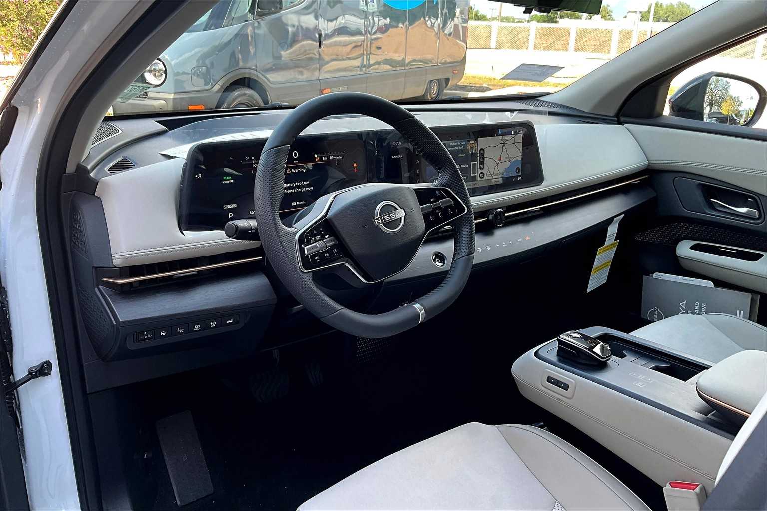 2025 Nissan ARIYA Evolve+ photo 10