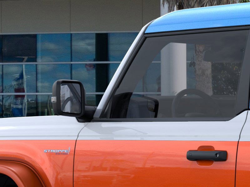 2025 Ford Bronco First Edition photo 22