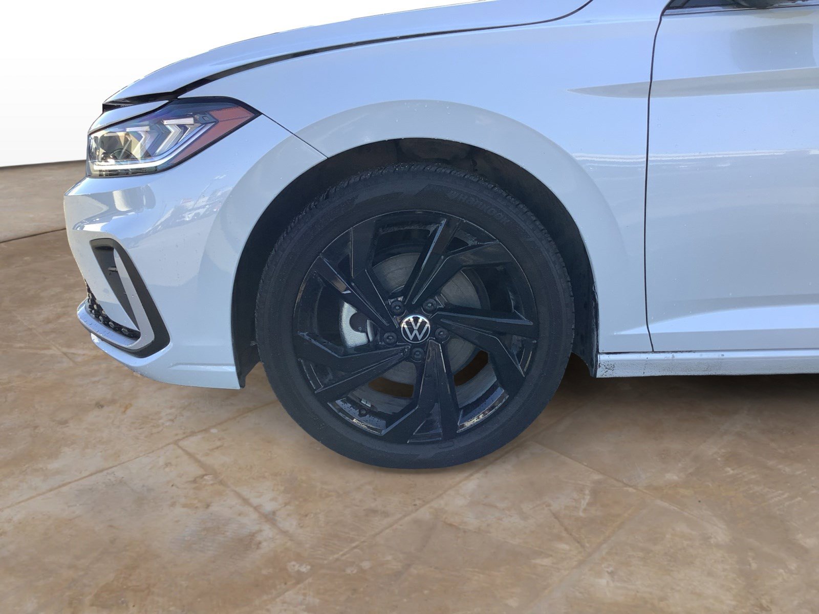 2025 Volkswagen Jetta SE photo 14