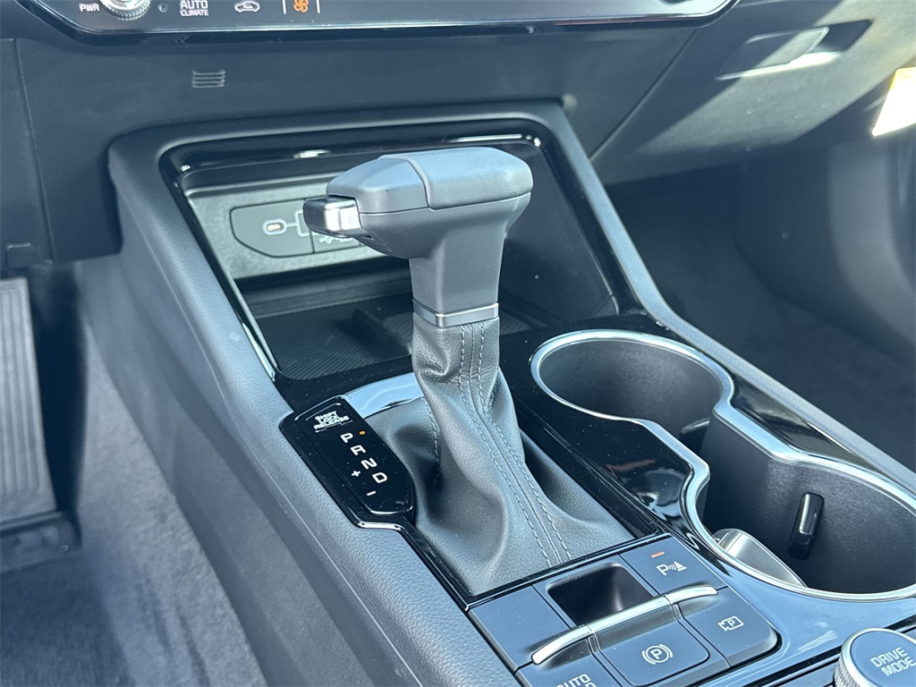 2026 Kia K5 GT-Line photo 26