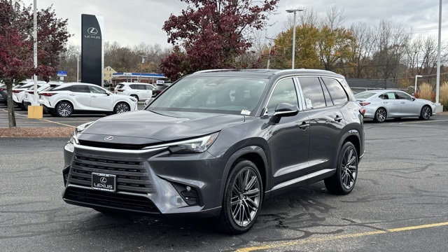 2026 Lexus TX Luxury's photo