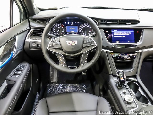 2025 Cadillac XT5 Sport photo 10