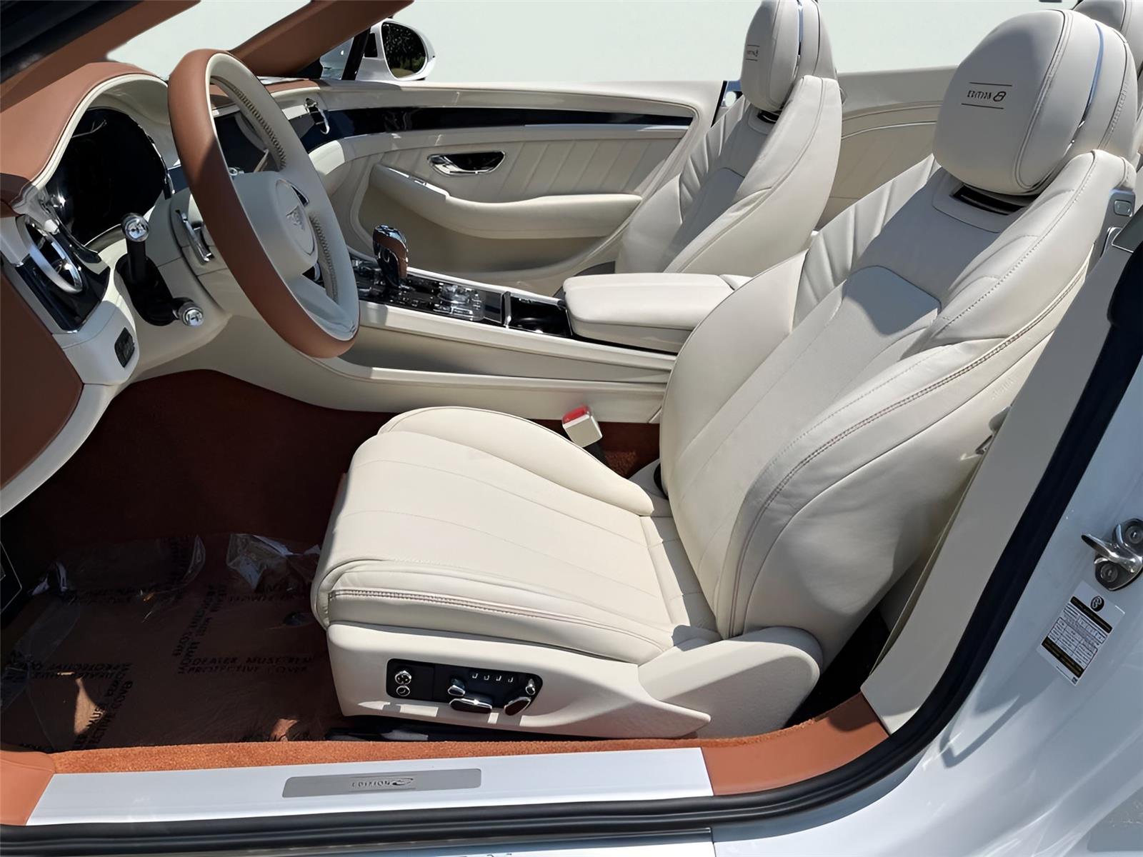 2024 Bentley Continental GT Mulliner V8 photo 13