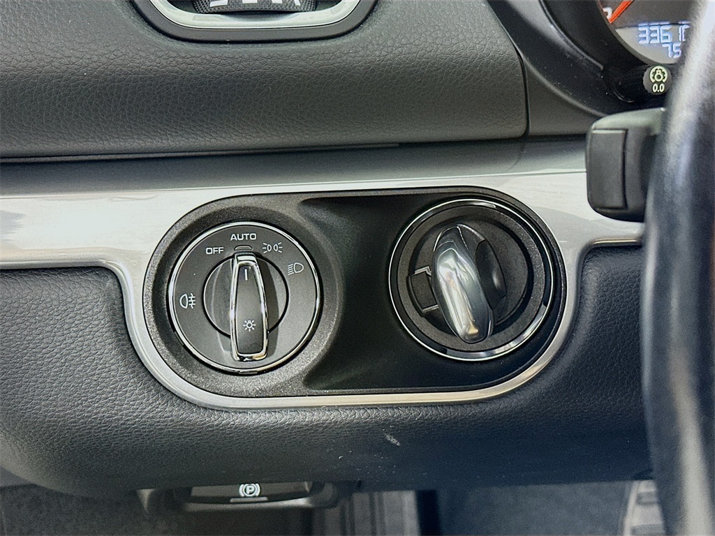 2018 Porsche Boxster Base photo 10