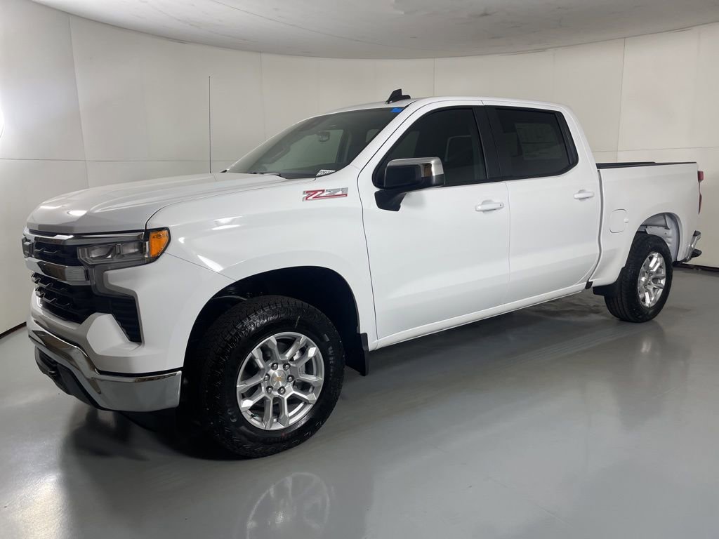 2026 Chevrolet Silverado 1500 LT photo 4