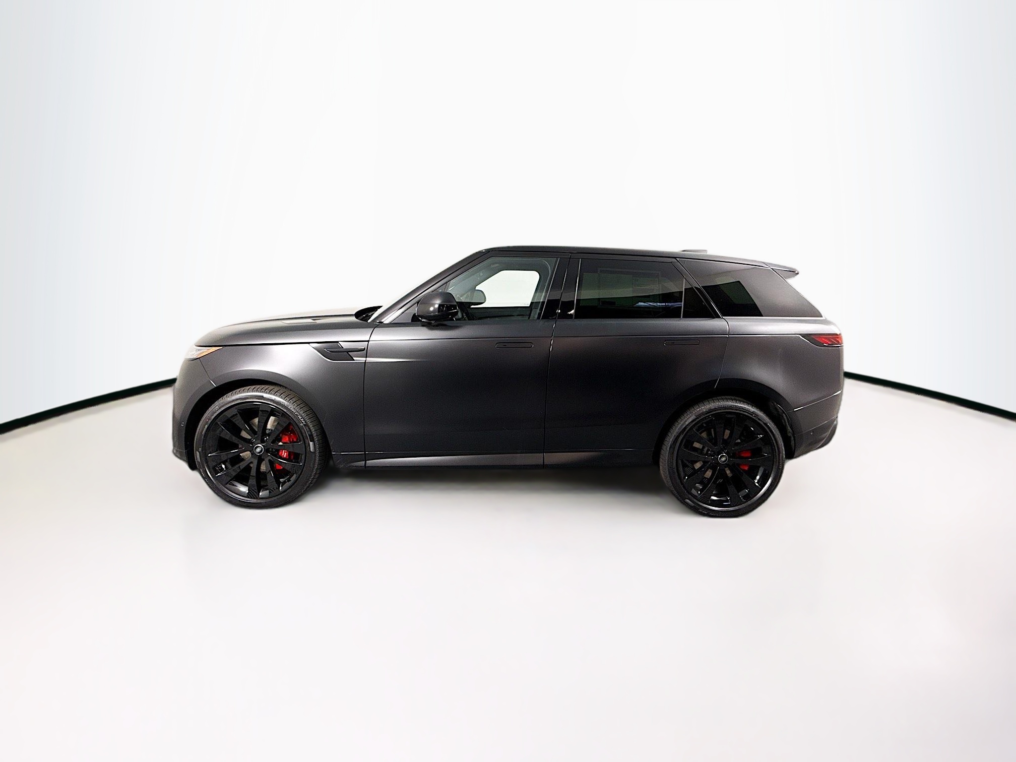 2025 Land Rover Range Rover Sport SE photo 5