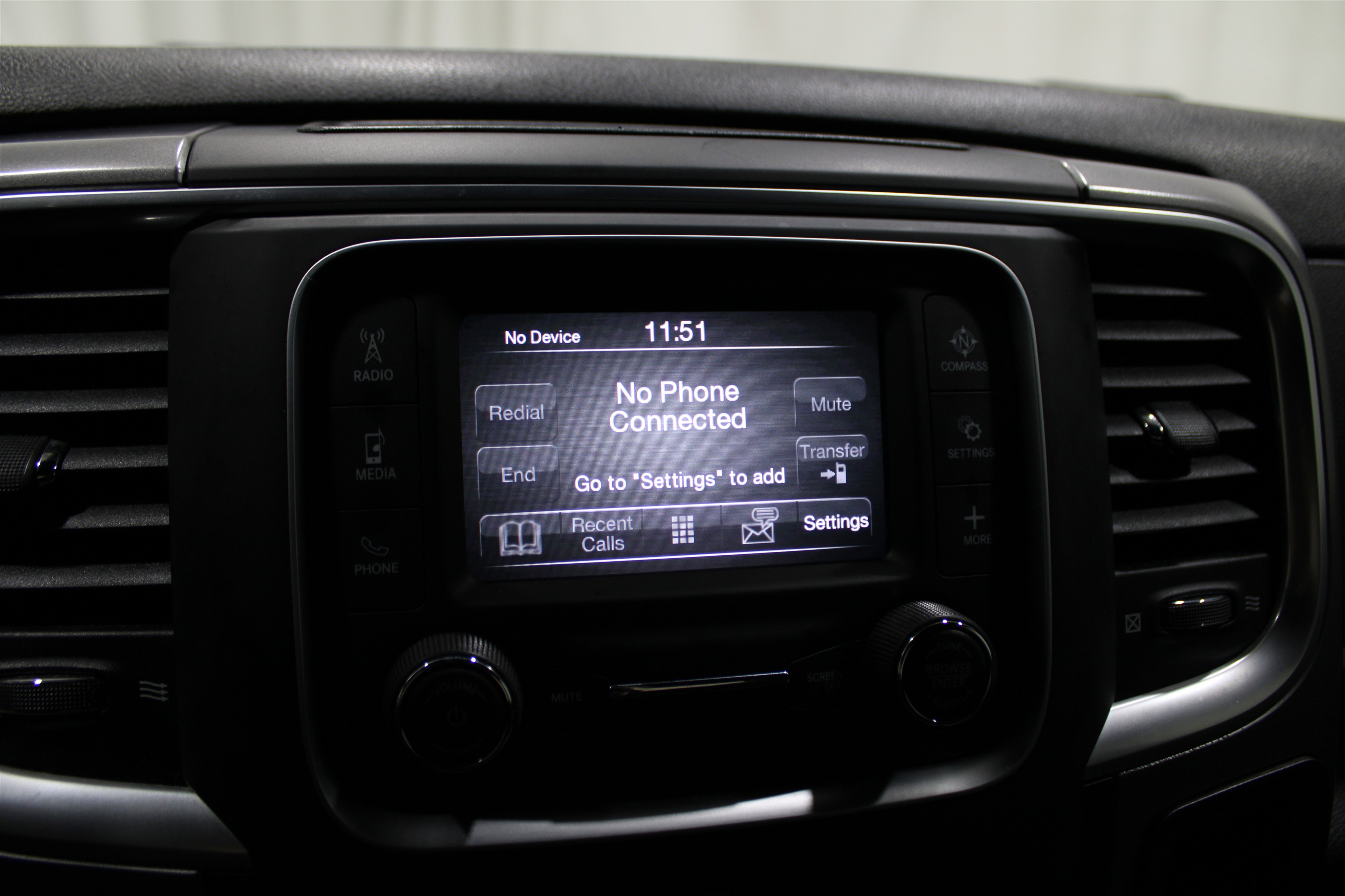 2022 Ram 1500 Classic Warlock photo 9