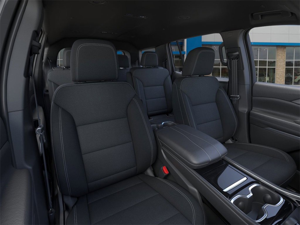 2025 Chevrolet Traverse photo 16