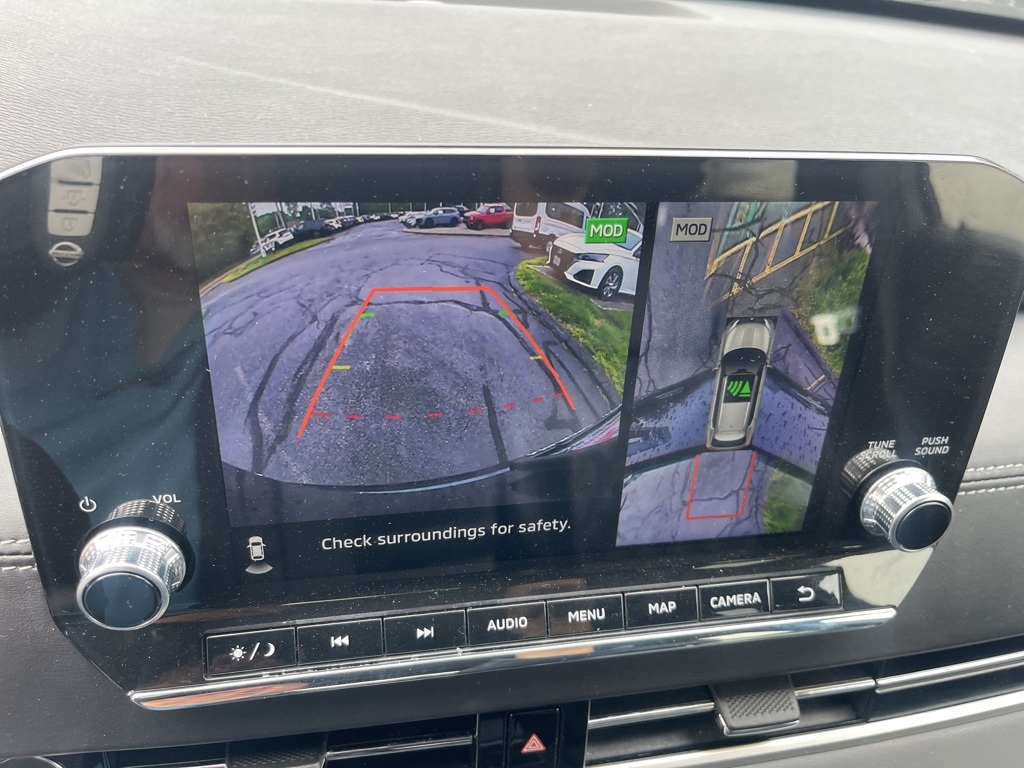 2024 Mitsubishi Outlander PHEV SEL photo 12