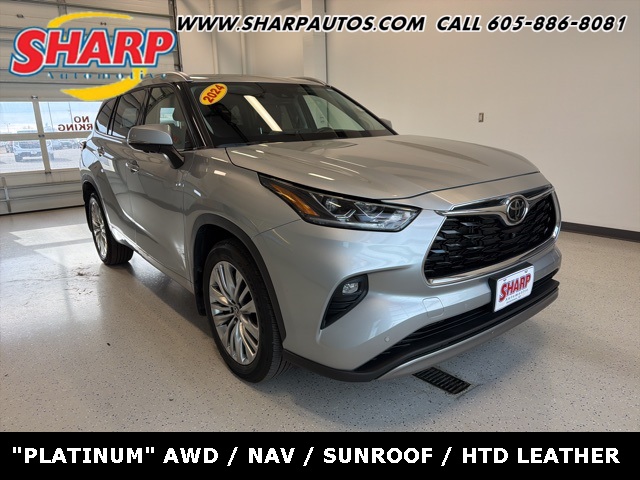 2024 Toyota Highlander Platinum's photo