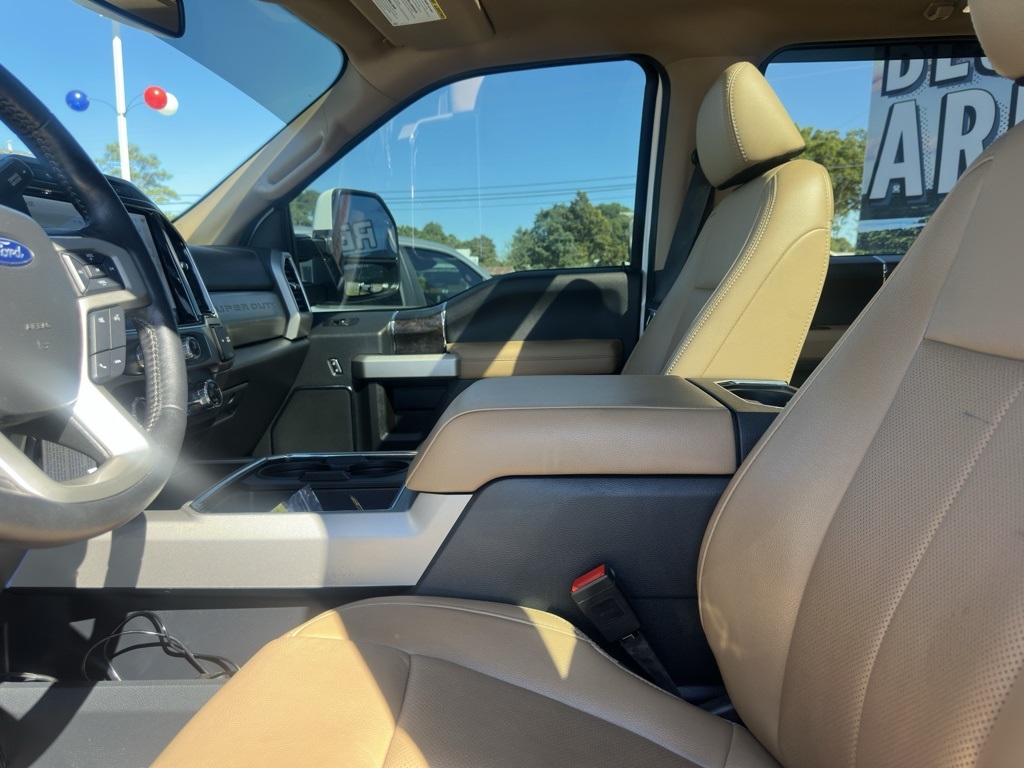 2022 Ford F-250 Lariat photo 4