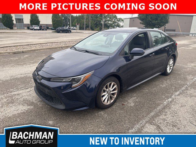2020 Toyota Corolla LE photo 3