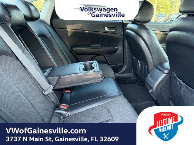 2018 Kia Optima S photo 3