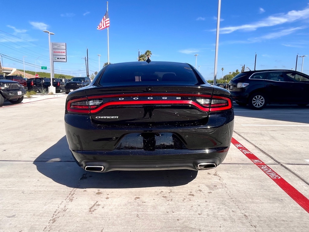 2023 Dodge Charger SXT photo 4