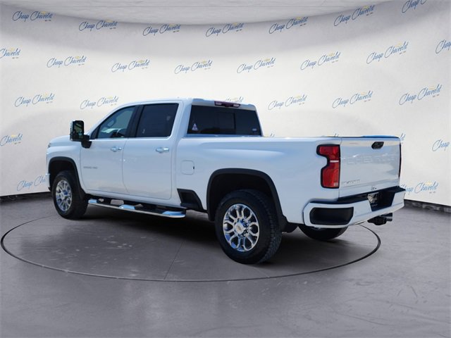 2025 Chevrolet Silverado 2500HD LT photo 3