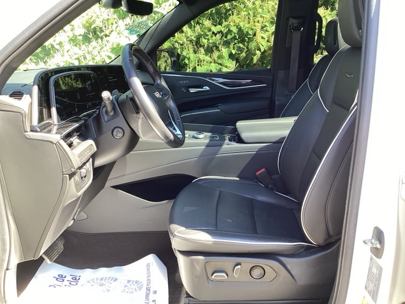 2022 Cadillac Escalade Sport photo 22
