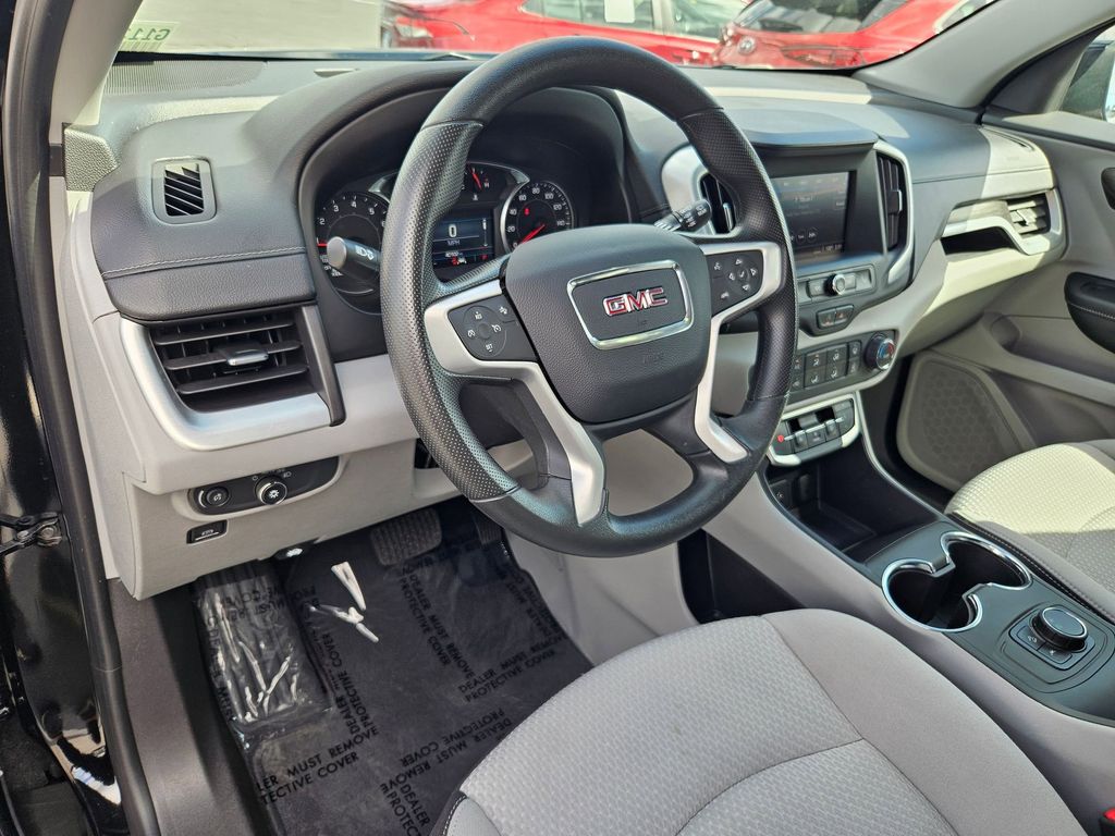 2024 Gmc Terrain SLE photo 13