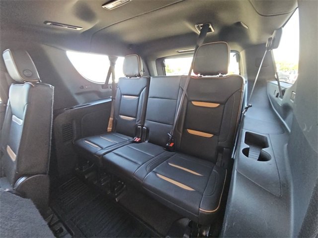 2022 Gmc Yukon XL AT4 photo 12