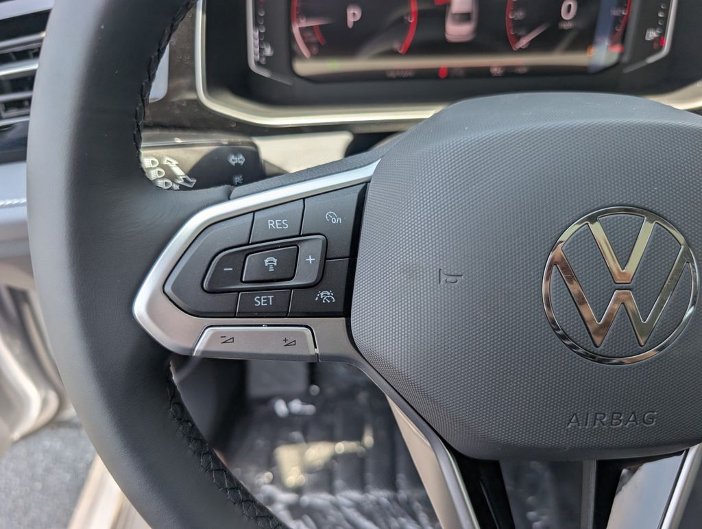 2025 Volkswagen Jetta 1.5T SEL photo 15