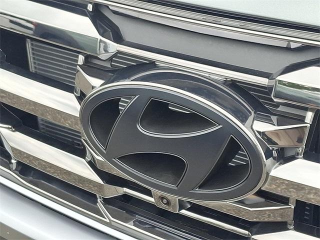 2025 Hyundai Tucson Hybrid Limited photo 4