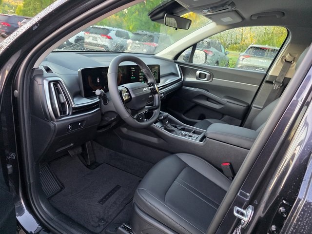 2026 Kia Sorento S photo 2