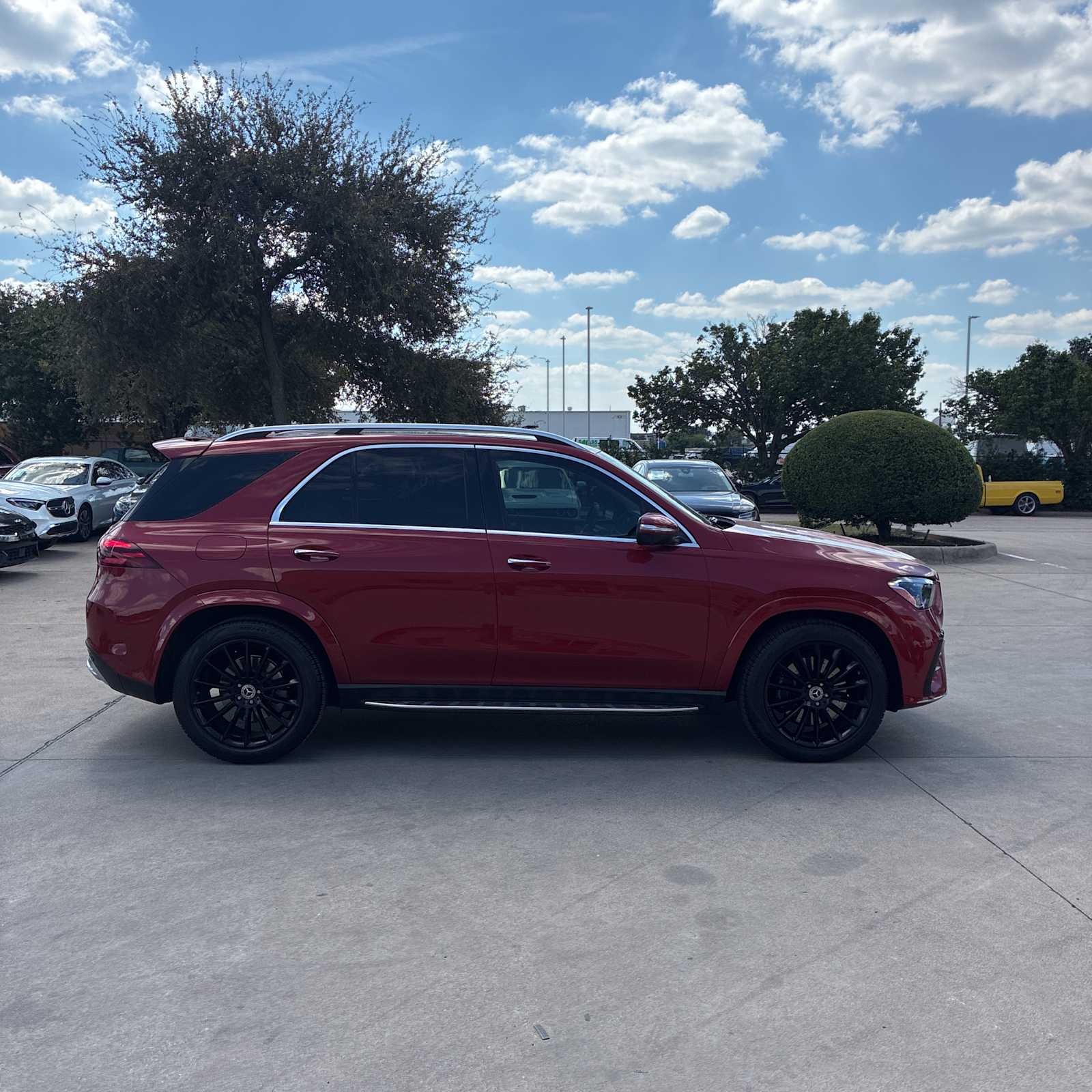 2024 Mercedes Benz GLE 350 4MATIC photo 2