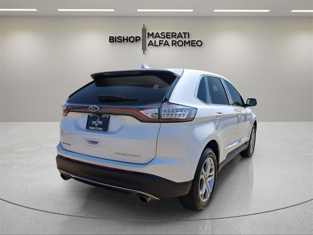 2016 Ford Edge Titanium photo 3