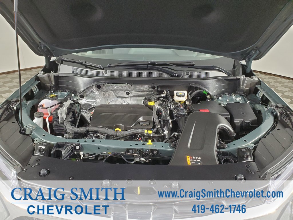 2025 Chevrolet Trax LT photo 7