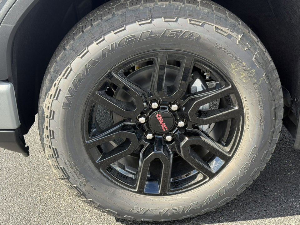 2026 GMC SIERRA - Image 10