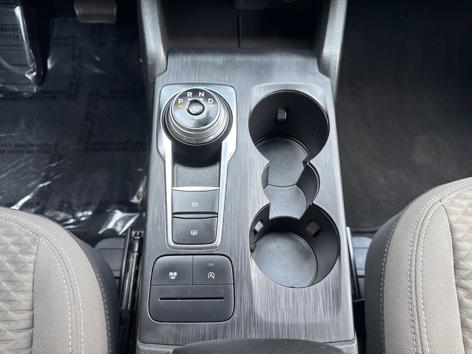 2020 Ford Escape SE photo 20