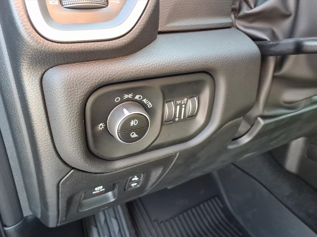 2025 Ram 1500 Big Horn Lone Star photo 13