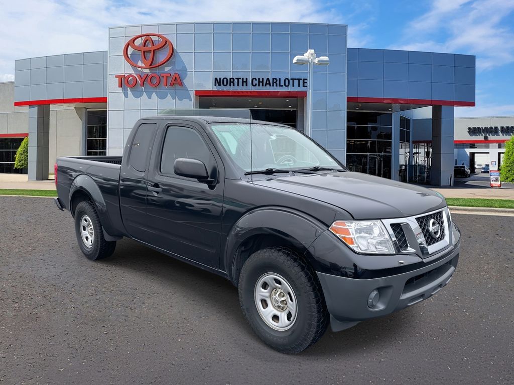 2017 Nissan Frontier S's photo
