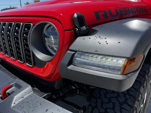2025 Jeep Wrangler Rubicon photo 12