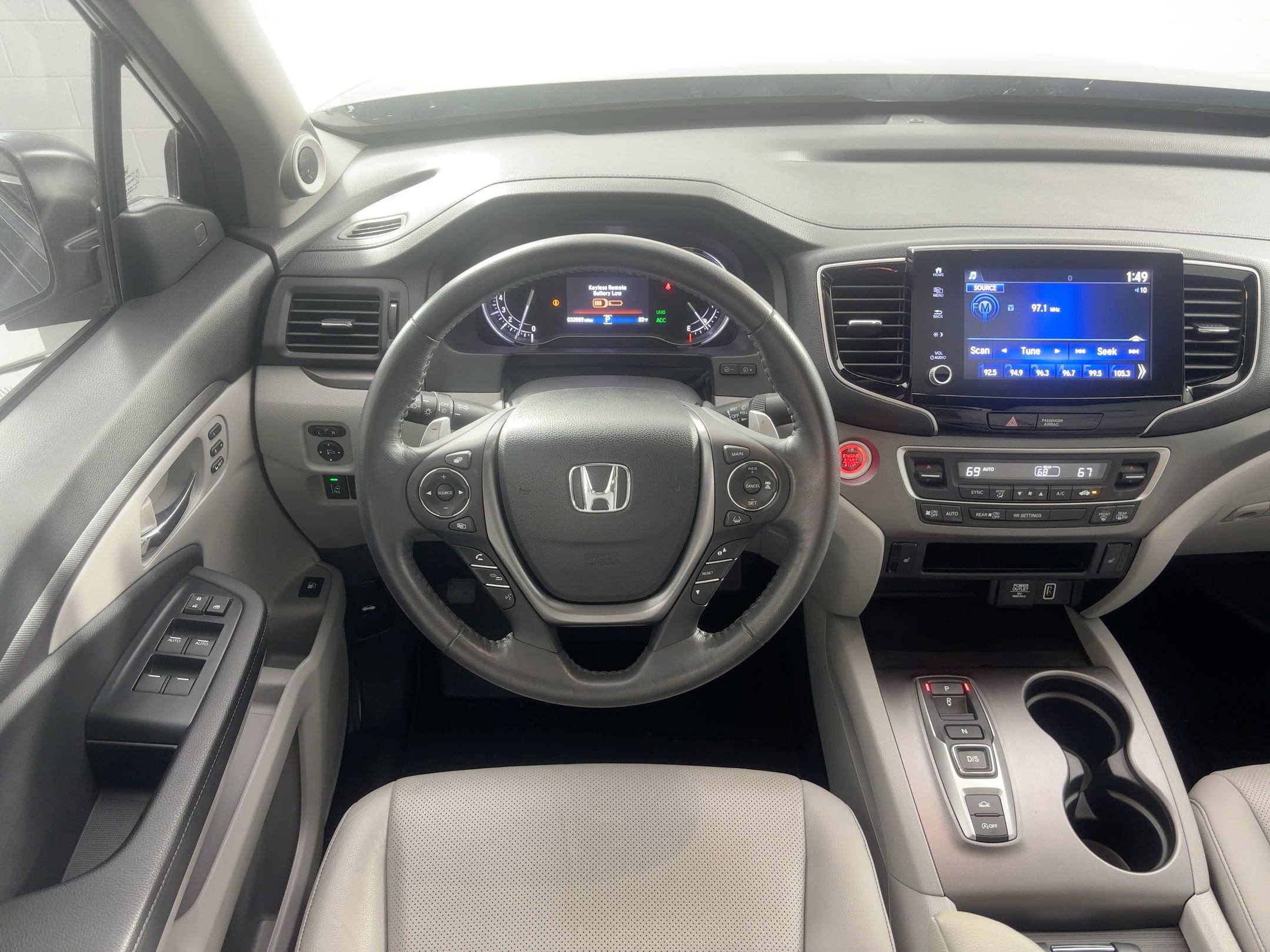 2023 Honda Ridgeline RTL photo 23