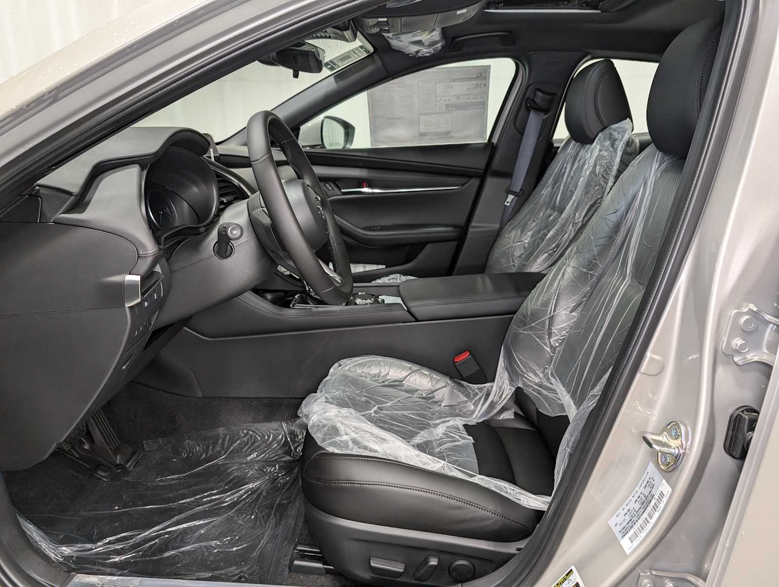 2025 Mazda Mazda3 Hatchback 2.5 s Preferred photo 2