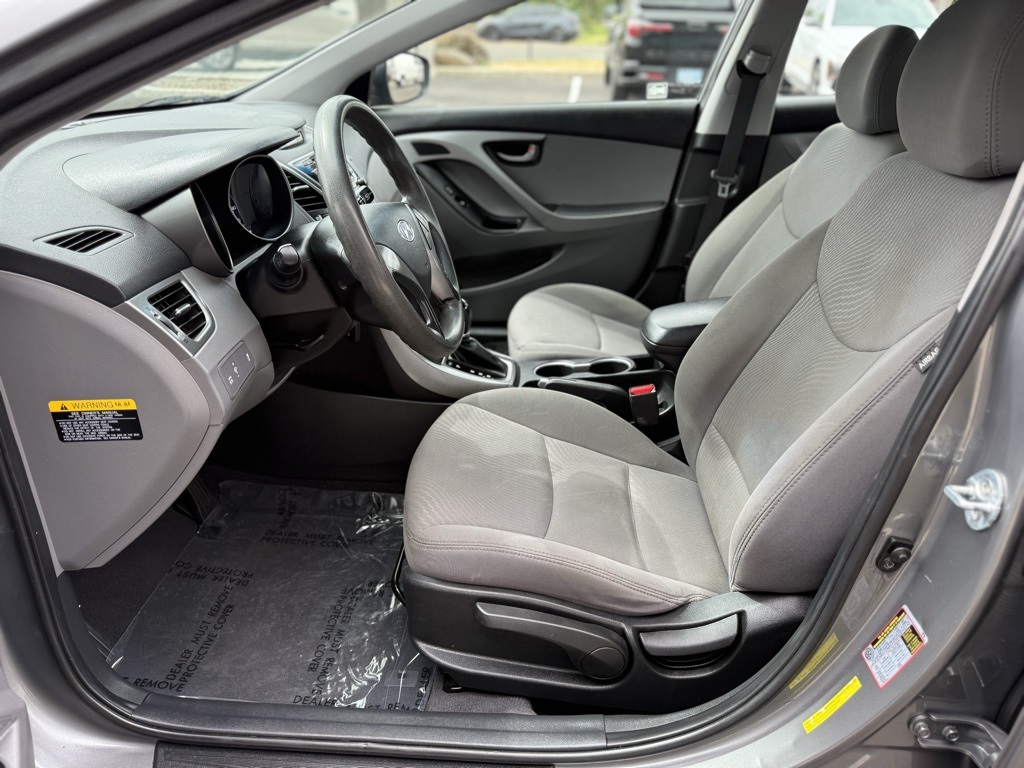 2014 Hyundai Elantra SE photo 16